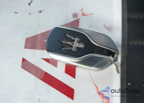 2015 Maserati Ghibli S Q4 z USA, uszkodzony, nr VIN ZAM57RTA7F1129930